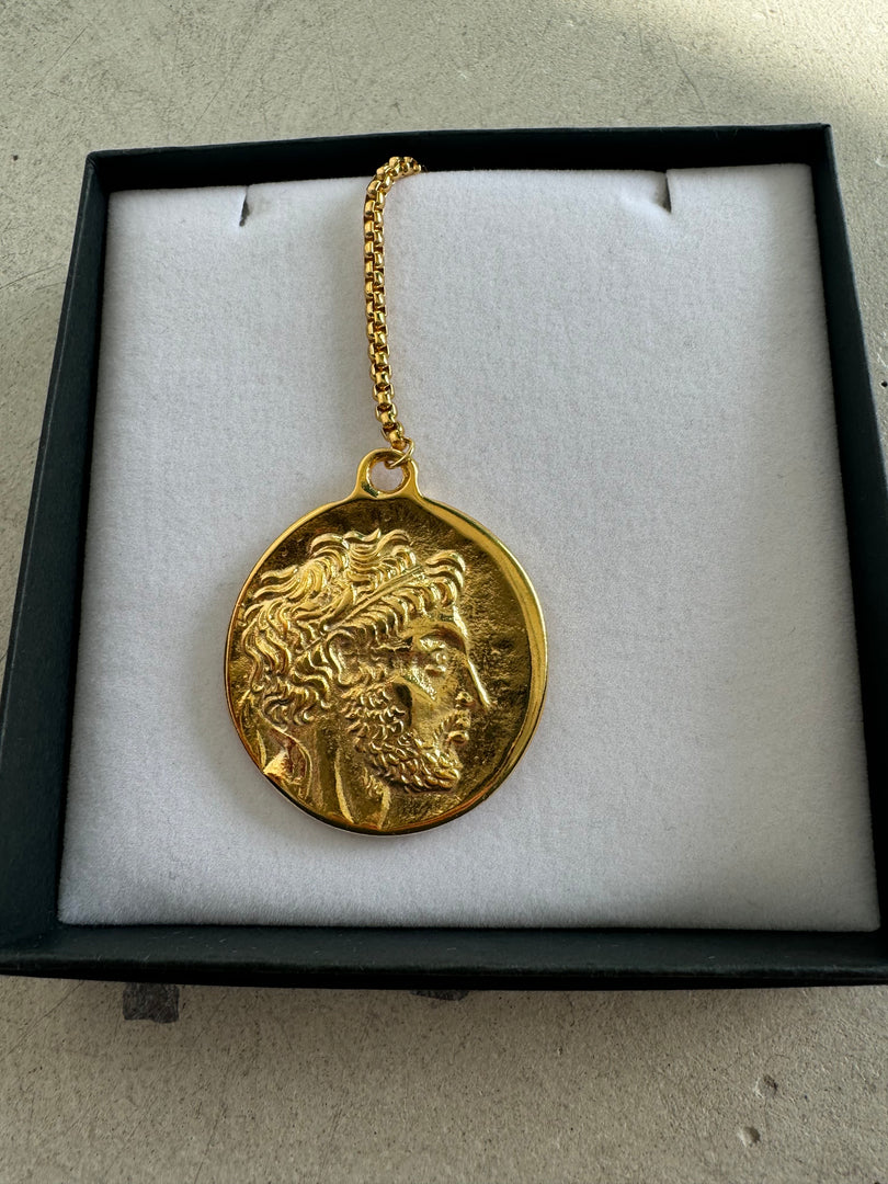 PERSEUS NECKLACE GOLD