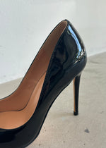 Load image into Gallery viewer, LUNA HEEL BLACK
