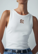 Load image into Gallery viewer, V &amp; W CUT OUT TANK - IVORY
