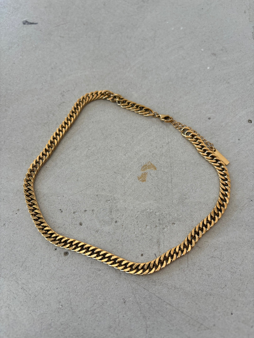 ELIYAN CHAIN GOLD