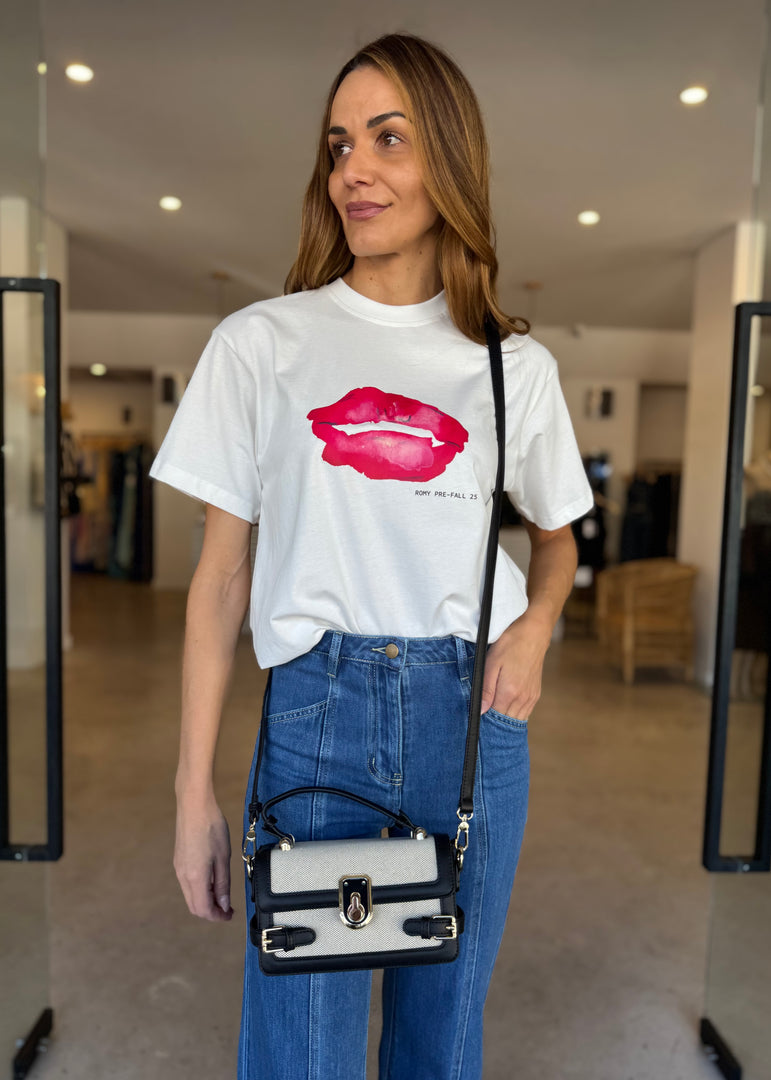 LIPS TEE WHITE