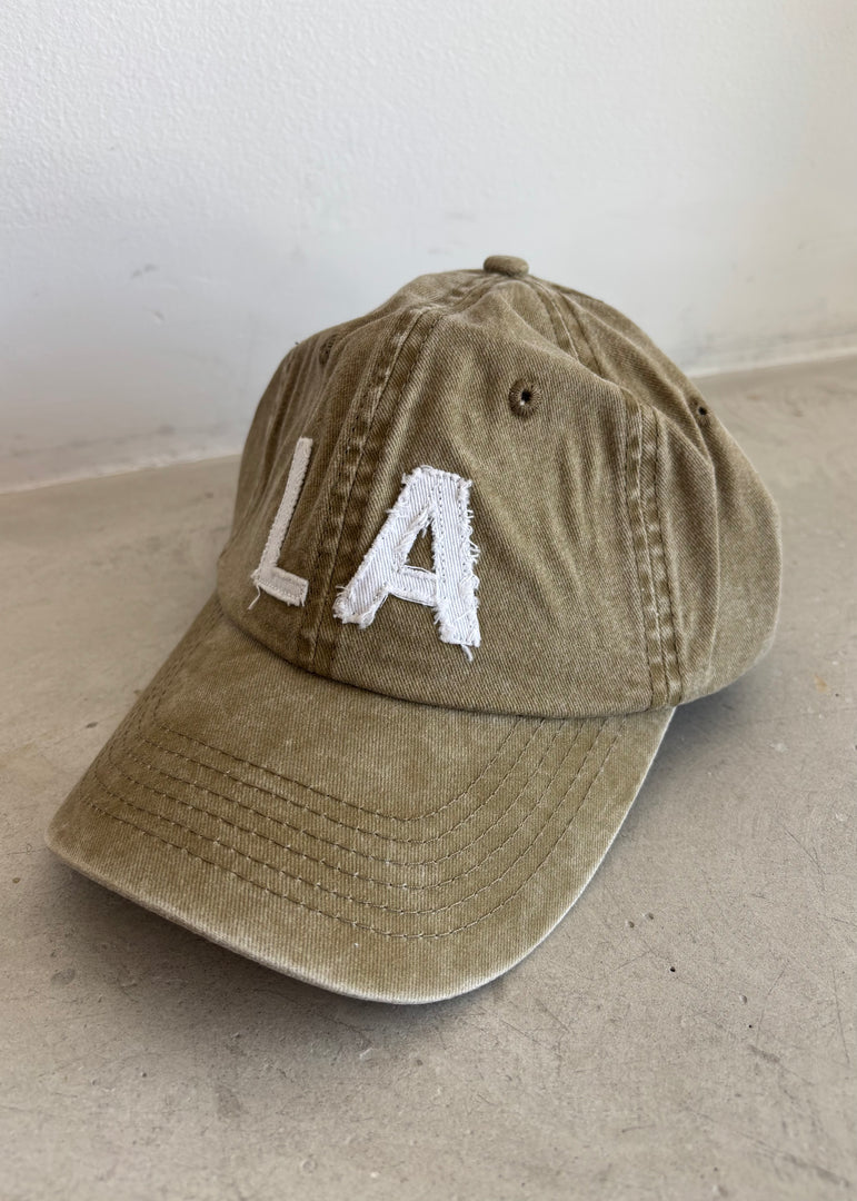 LA TRUCKER HAT CAMEL SNOW