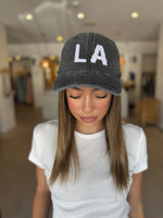 Load image into Gallery viewer, LA TRUCKER HAT BLACK SNOW
