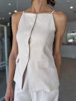 Load image into Gallery viewer, HAYDEN LONGLINE VEST BEIGE
