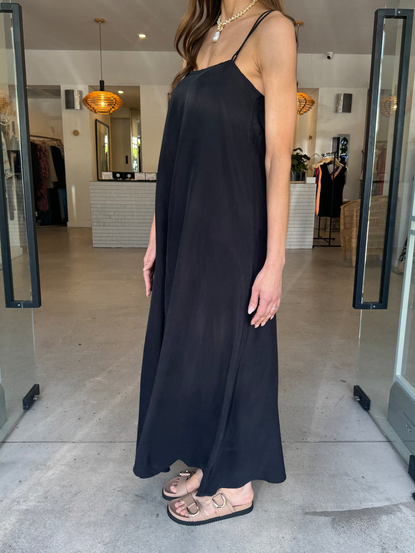 MILANO MAXI DRESS BLACK