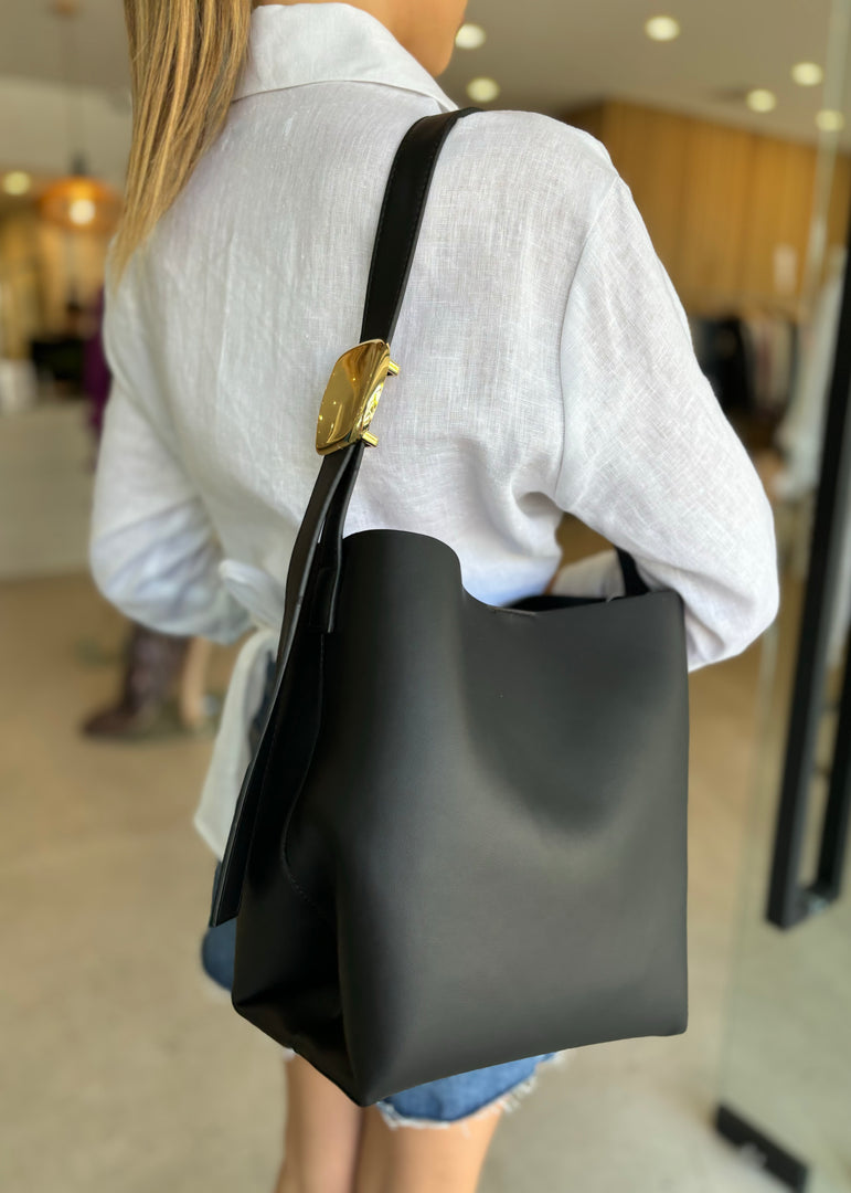 FRANCESCA SHOLDER BAG - BLACK