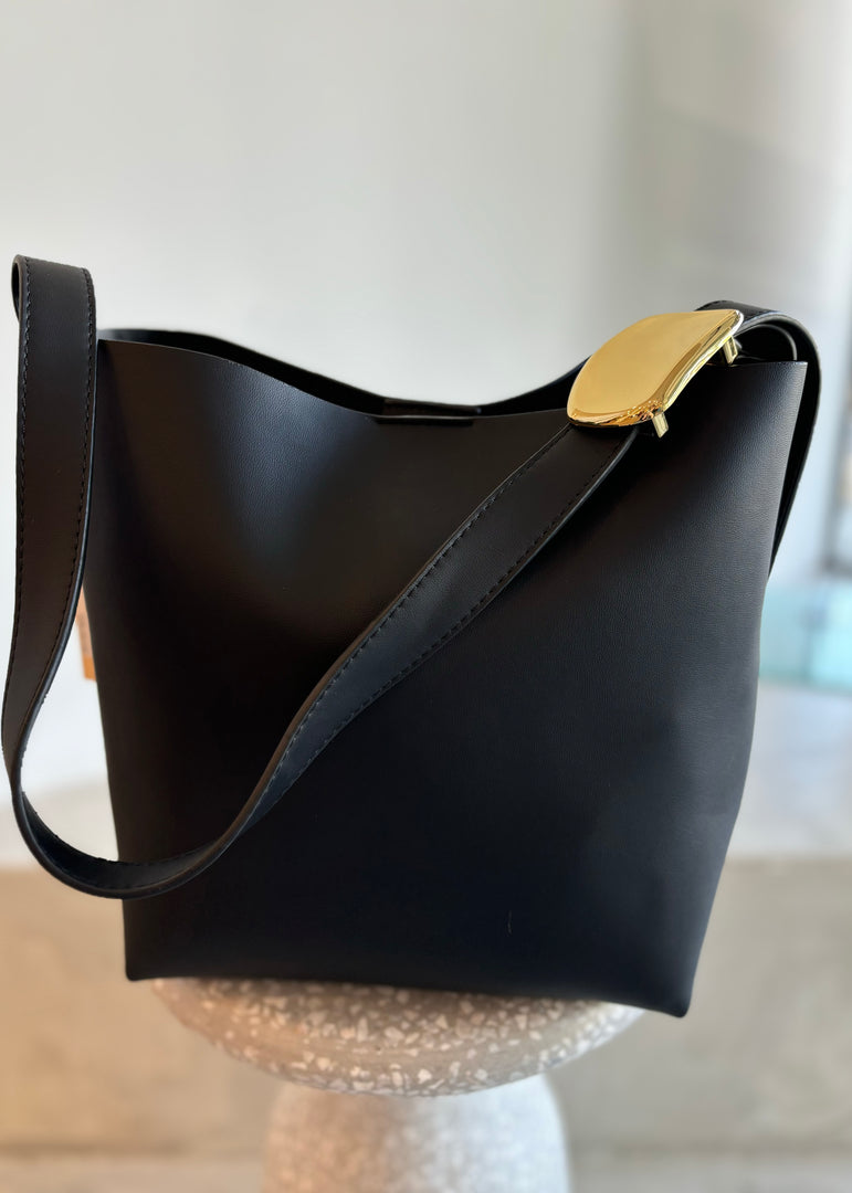 FRANCESCA SHOLDER BAG - BLACK