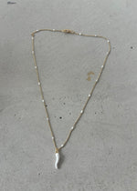 Load image into Gallery viewer, CORNICELLI WHITE NECKLACE
